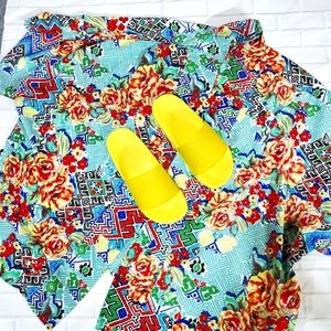 Vince Rubber Slides Sz 8 EUC